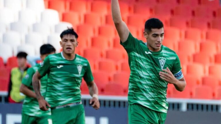 Hazaña chilena en la Libertadores, Santiago Wanderers aseguro el primer lugar de su grupo en la competencia tras igualar ante LDU quito